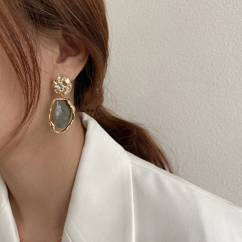 Falling Stone Earrings