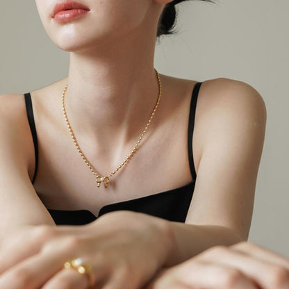 Bow Necklace