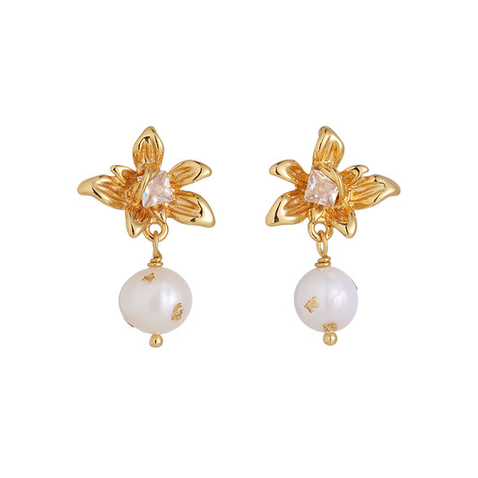 Falling Floral Pearl Earrings