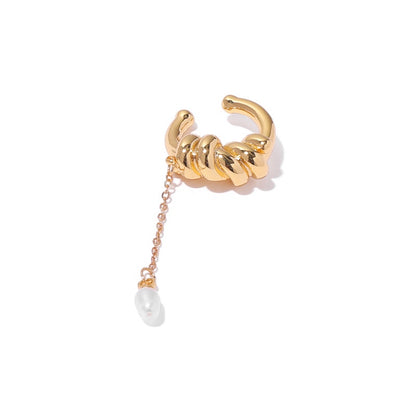 Bright Moon Pearl Ear Cuff