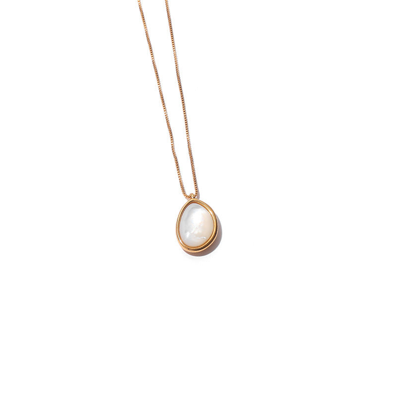 That Girl Necklace