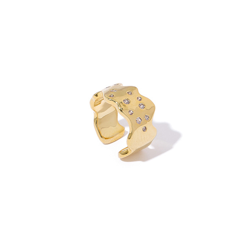 Sparkle Love Ear Cuff